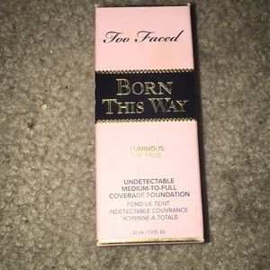 Too faced born this way foundation